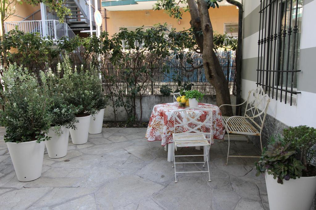 Pochi Passi Dal Mare Apartman San Bartolomeo al Mare Kültér fotó